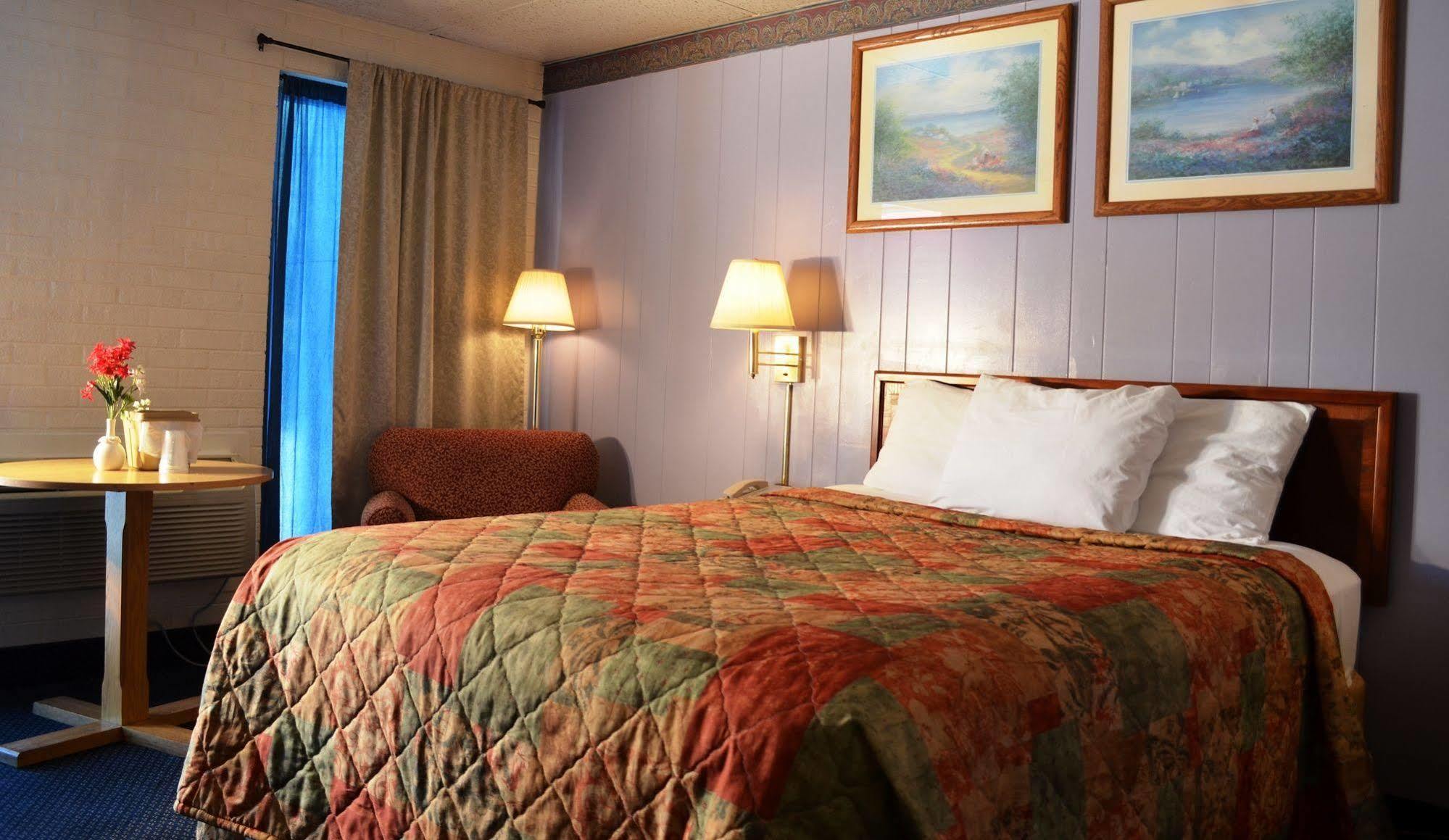 Economy Inn Bluefield Екстер'єр фото